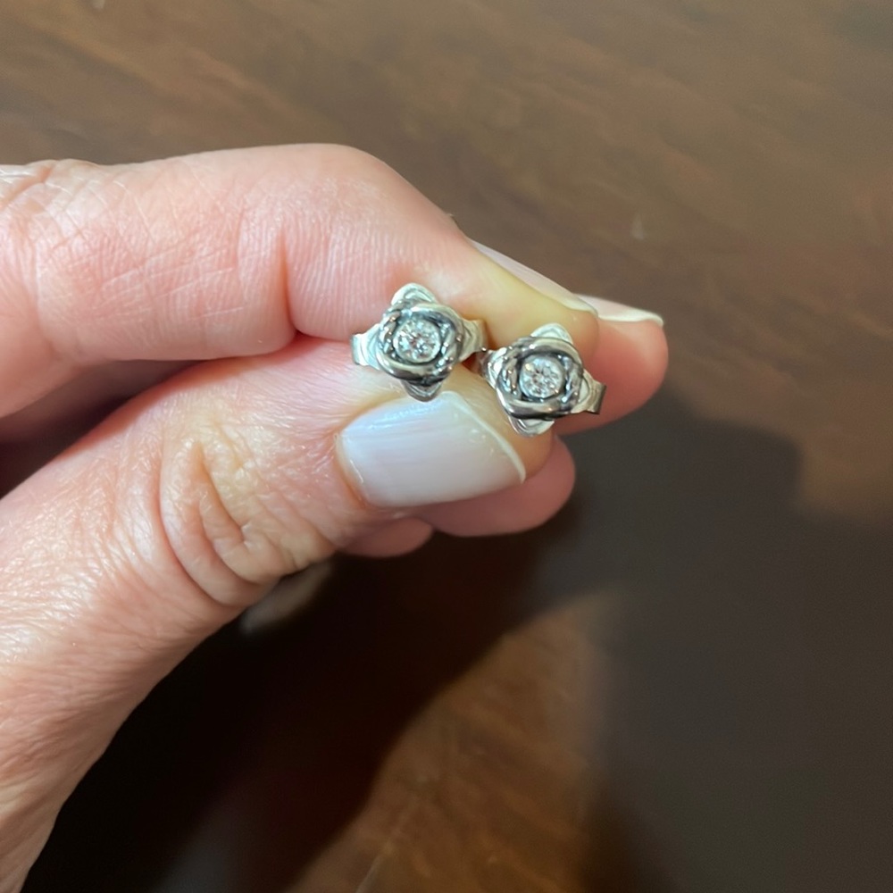 David Yurman diamond studs!